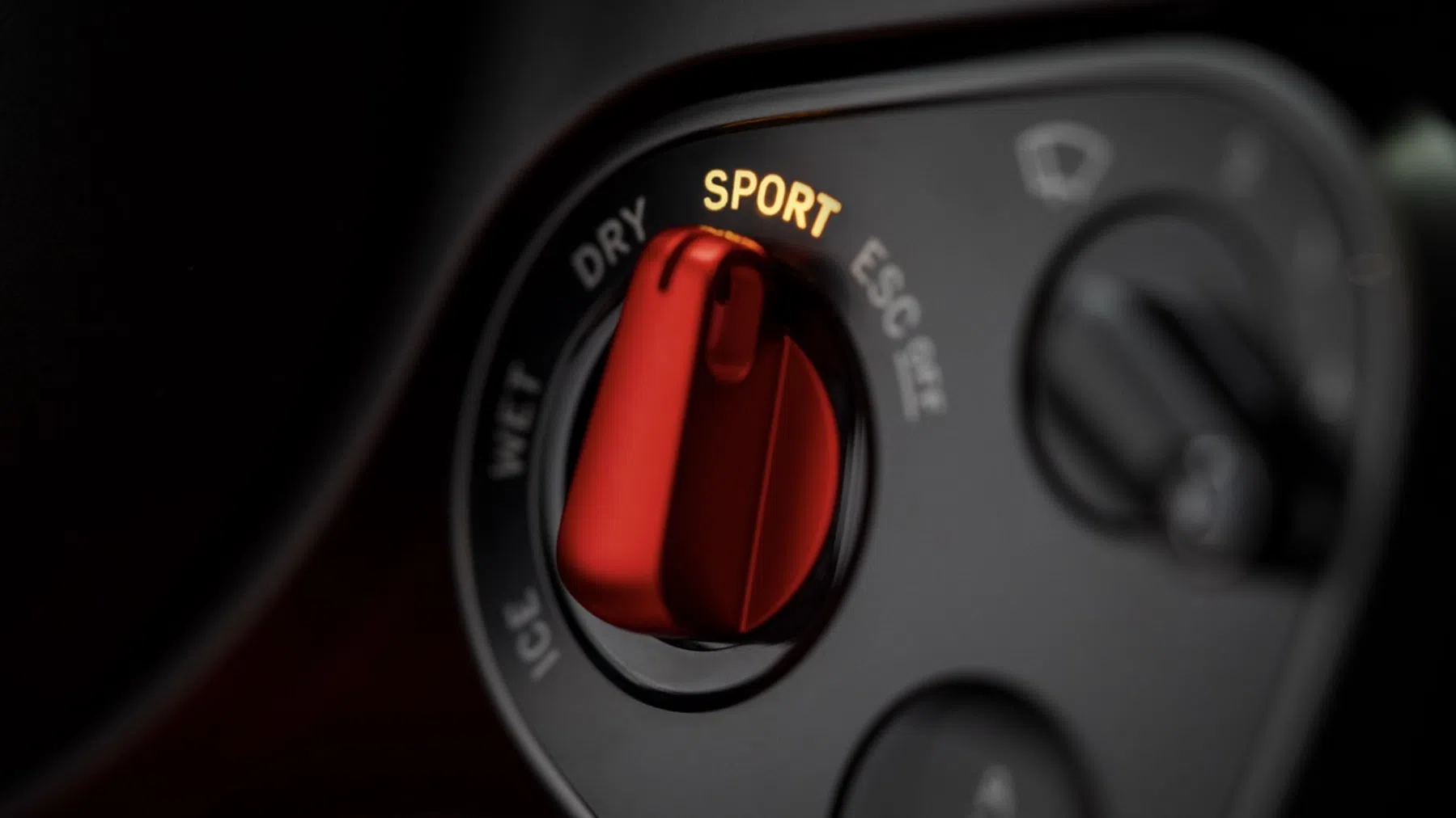 officieel-ferrari-luce-is-even-schrikken